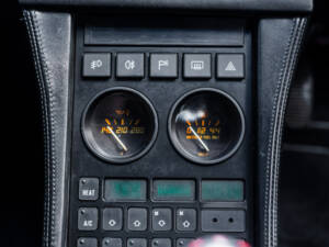 Bild 34/56 von Ferrari 348 TB (1992)