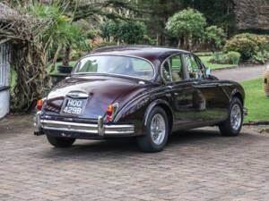 Image 46/50 of Jaguar Mk II 3.8 (2004)