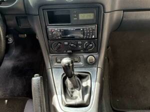 Bild 9/10 von Mazda MX-5 1.6 (1999)