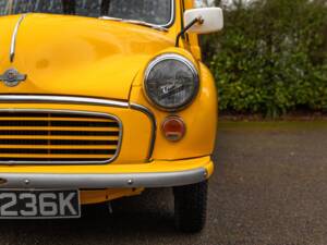 Image 23/50 of Morris Minor 1000 Traveller (1971)