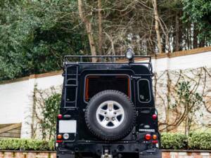 Image 49/50 of Land Rover Defender 90 (2012)