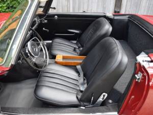 Image 26/45 of Mercedes-Benz 230 SL (1964)