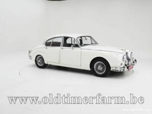 Image 3/15 of Jaguar Mk II 3.8 (1962)