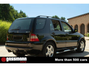 Afbeelding 6/15 van Mercedes-Benz ML 55 AMG (2000)