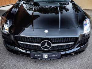 Image 8/50 de Mercedes-Benz SLS AMG GT (2014)