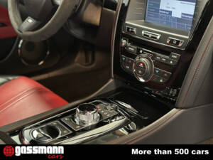 Image 15/15 of Jaguar XKR-S (2012)