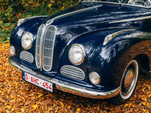 Image 39/199 of BMW 502 - 3.2 Litre (1961)