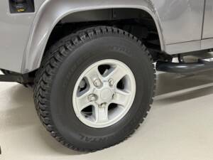 Bild 9/16 von Land Rover Defender 90 (2013)