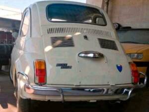 Image 2/25 of FIAT 500 L (1970)