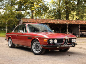 Image 2/96 de BMW 3.0 CSi (1975)