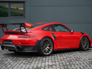 Image 5/50 de Porsche 911 GT2 RS Weissach (2018)