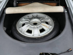 Image 18/50 of Ferrari 308 GTB (1977)