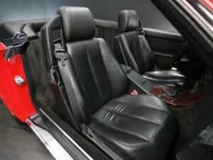 Imagen 20/30 de Mercedes-Benz 300 SL-24 (1991)