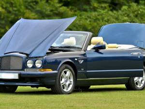 Immagine 22/50 di Bentley Azure Mulliner (2003)