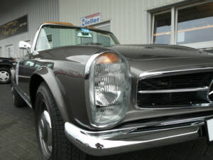 Afbeelding 20/23 van Mercedes-Benz 230 SL (1965)