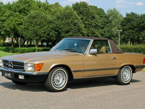 Imagen 3/26 de Mercedes-Benz 280 SL (1980)