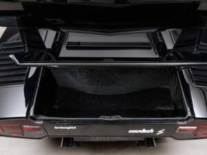 Image 44/50 of Lamborghini Countach LP 400 S (1982)