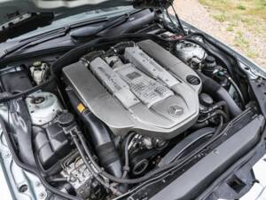 Afbeelding 9/40 van Mercedes-Benz SL 55 AMG (2003)