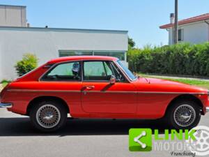 Image 8/10 of MG MGB GT (1978)