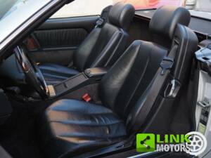 Imagen 5/10 de Mercedes-Benz 300 SL-24 (1993)