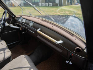 Image 12/30 of Mercedes-Benz 180 (1955)