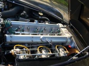 Image 32/36 of Aston Martin DB 6 Vantage (1968)