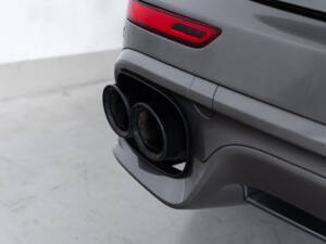 Bild 37/39 von Porsche Cayenne GTS (2016)