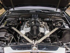 Image 13/24 of Rolls-Royce Phantom VII (2014)