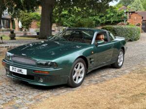 Image 3/30 of Aston Martin V8 Coupé (1996)