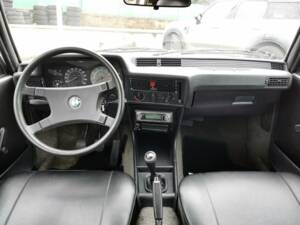 Bild 5/34 von BMW 320 Baur TC (1981)