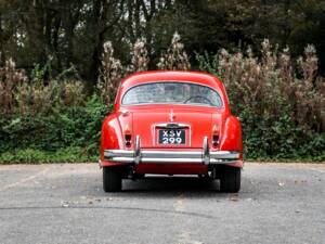 Image 32/45 of Jaguar XK 150 FHC (1960)