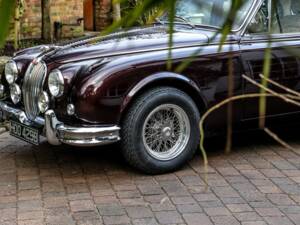 Image 37/50 of Jaguar Mk II 3.8 (2004)