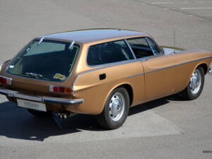 Image 19/29 of Volvo 1800 ES (1973)