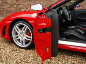 Bild 34/50 von Ferrari F 430 Spider (2008)