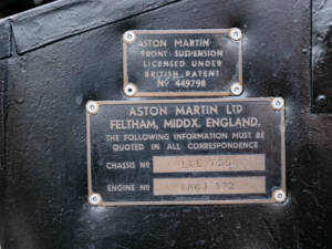 Image 16/50 of Aston Martin DB 2&#x2F;4 Mk I DHC (1954)