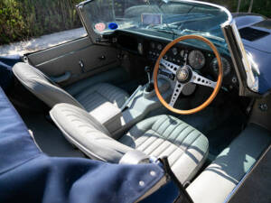 Immagine 10/45 di Jaguar E-Type 4.2 (1966)