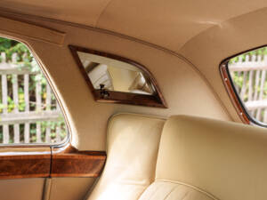 Image 24/34 of Rolls-Royce Silver Cloud III (1965)