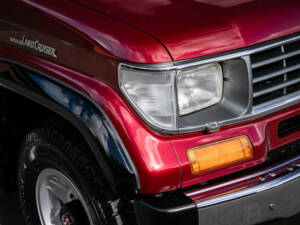 Immagine 34/46 di Toyota Land Cruiser 2.4 LX Turbo (1992)