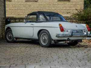 Immagine 11/50 di MG MGB (1972)