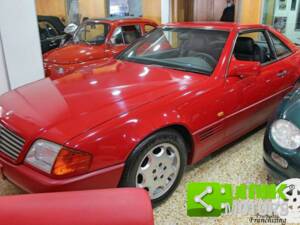 Imagen 3/10 de Mercedes-Benz 300 SL (1989)