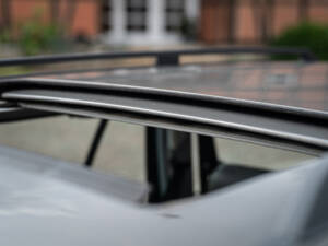 Image 3/66 of Mercedes-Benz 200 TE (1989)