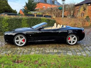 Bild 6/38 von Aston Martin DB 9 Volante (2008)