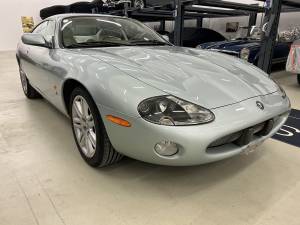 Image 3/32 of Jaguar XKR (2003)