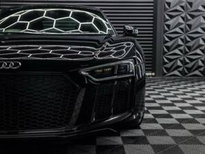 Image 21/50 of Audi R8 V10 Spyder (2018)