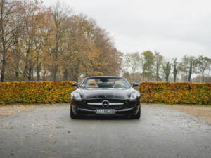 Bild 14/100 von Mercedes-Benz SLS AMG Roadster (2011)