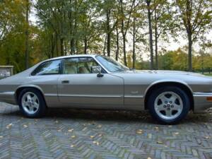 Imagen 4/7 de Jaguar XJS 4.0 (1995)