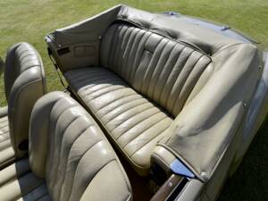 Image 37/50 of Bentley S 1 Continental DHC (1958)