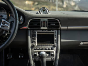 Image 78/82 of Porsche 911 Carrera 4S (WLS) (2006)