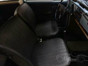 Image 11/19 of Volkswagen Beetle 1302 S &quot;Weltmeister&quot; (1972)