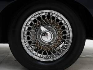 Image 11/15 de Jaguar Type E 4.2 (1966)